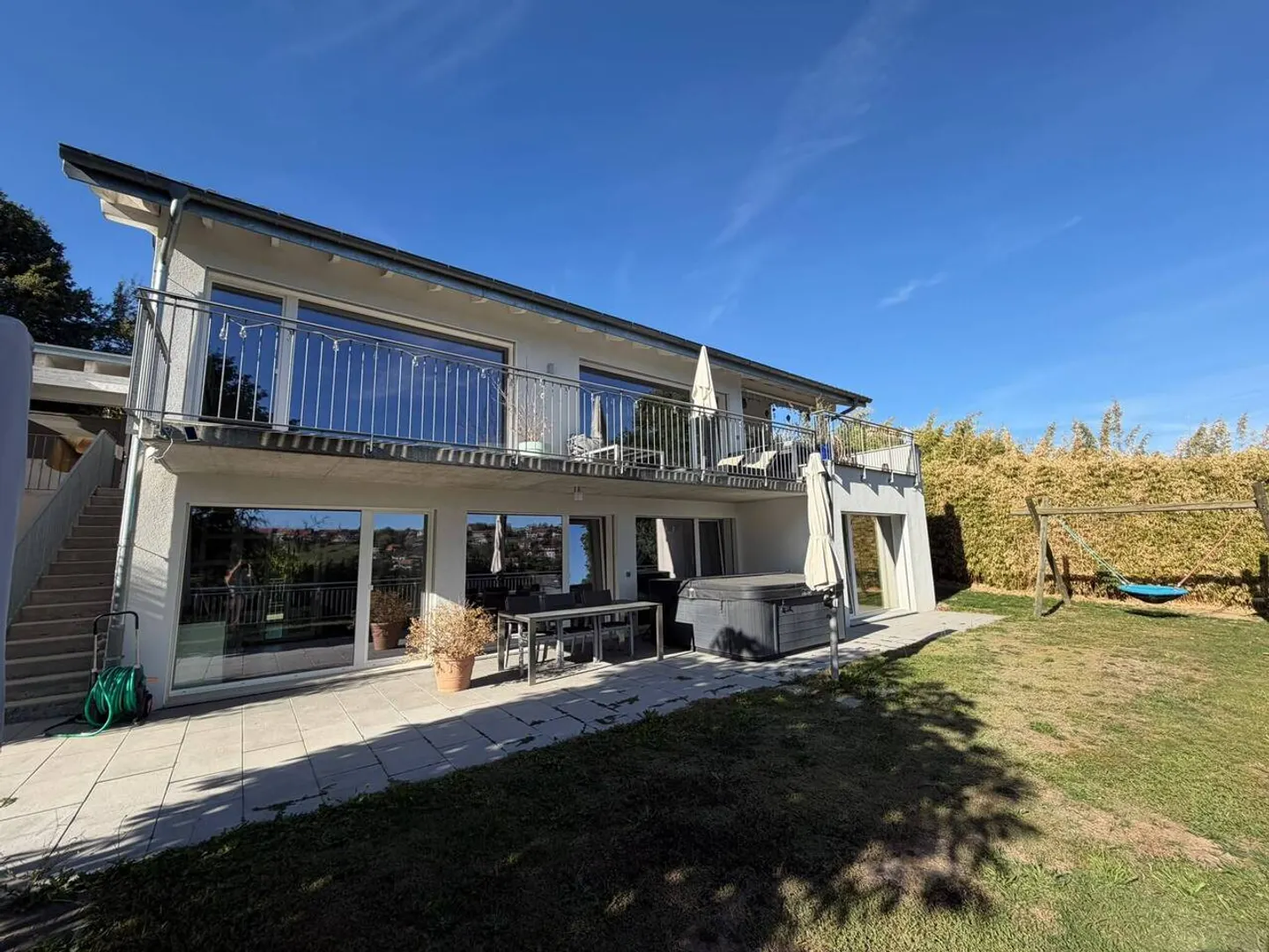 Villa Incantevole con Vista sulla Natura - Foto 3 di 12