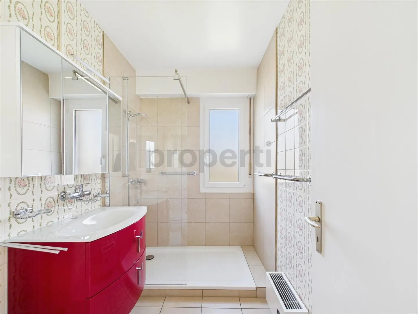 Die Kunst des Lebens im Licht: Charme und Funktionalität vereint - Foto 10 von 13