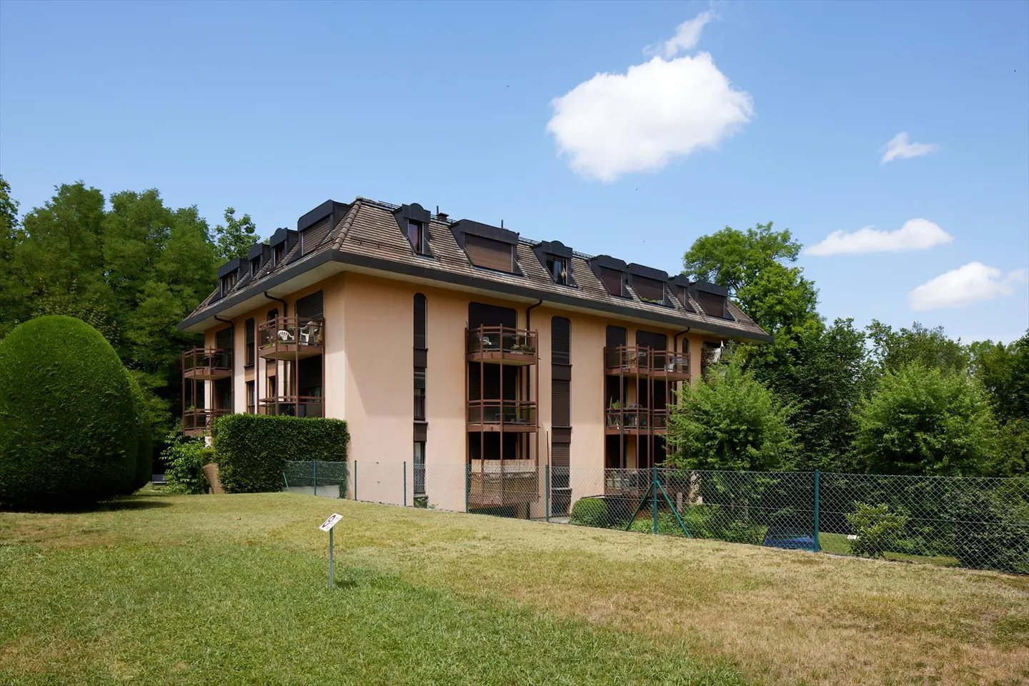 2-room apartment - Photo 3 of 3