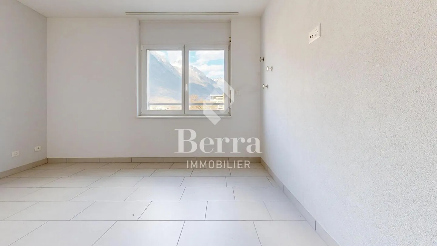 Spazioso appartamento di 4.5 locali a Martigny, zona ricercata e edificio di lusso - Foto 9 di 13