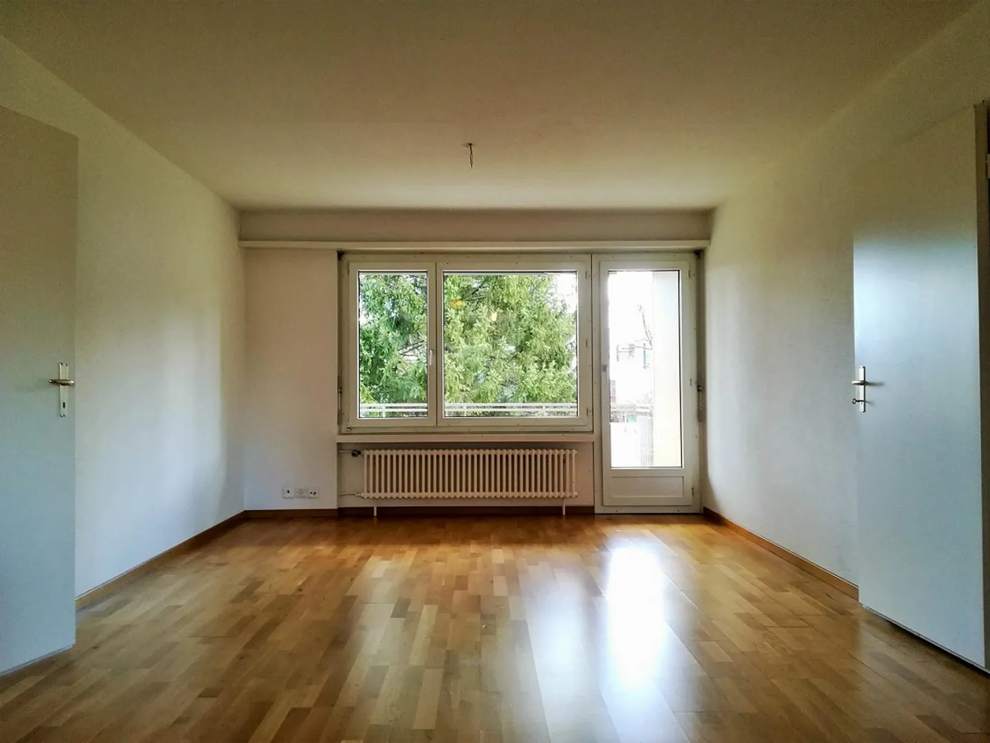 Vivere a prezzi accessibili con un buon collegamento ai mezzi pubblici - durata limitata! - Foto 3 di 7