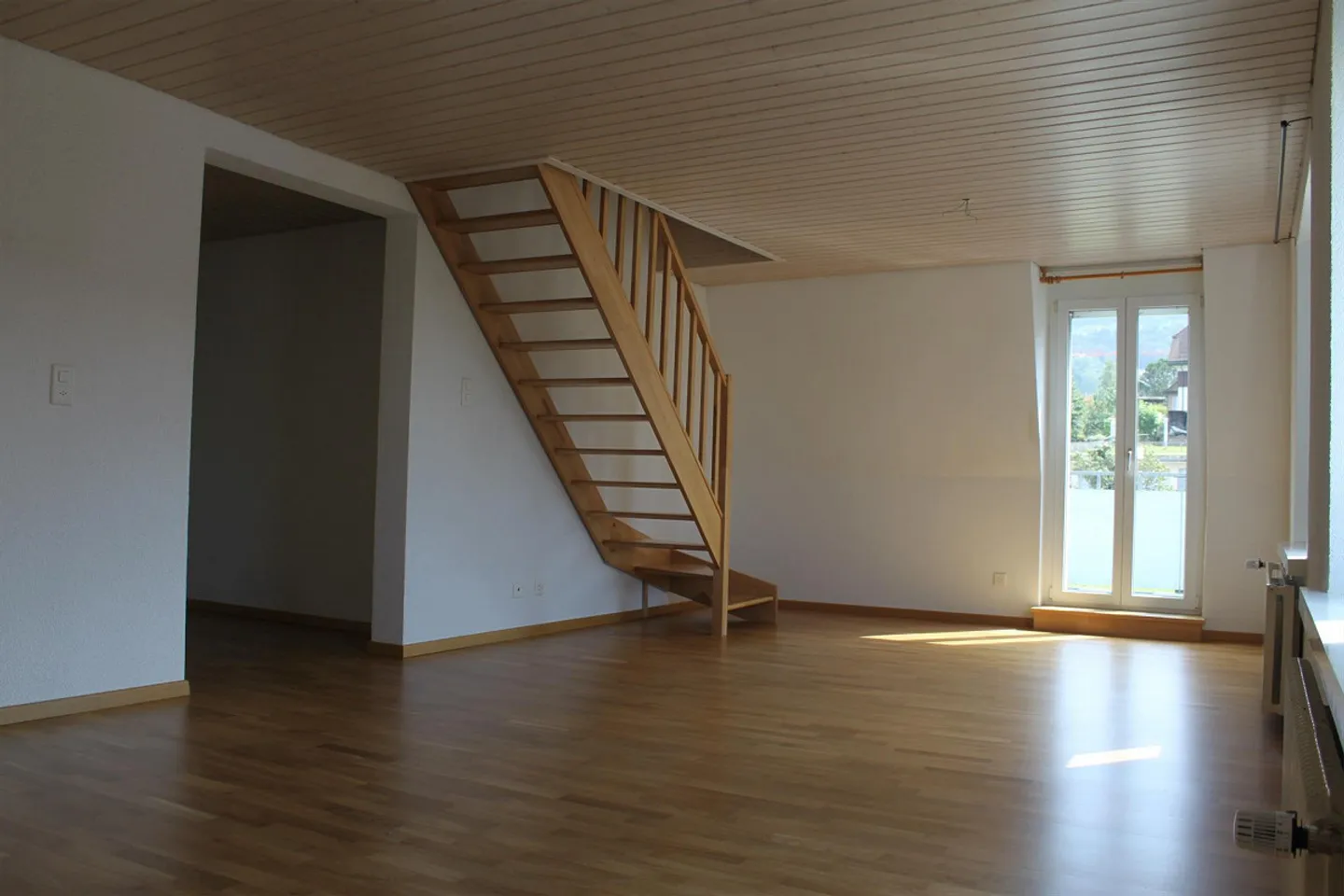 Penthouse avec ascenseur et climatisation - Photo 8 sur 25