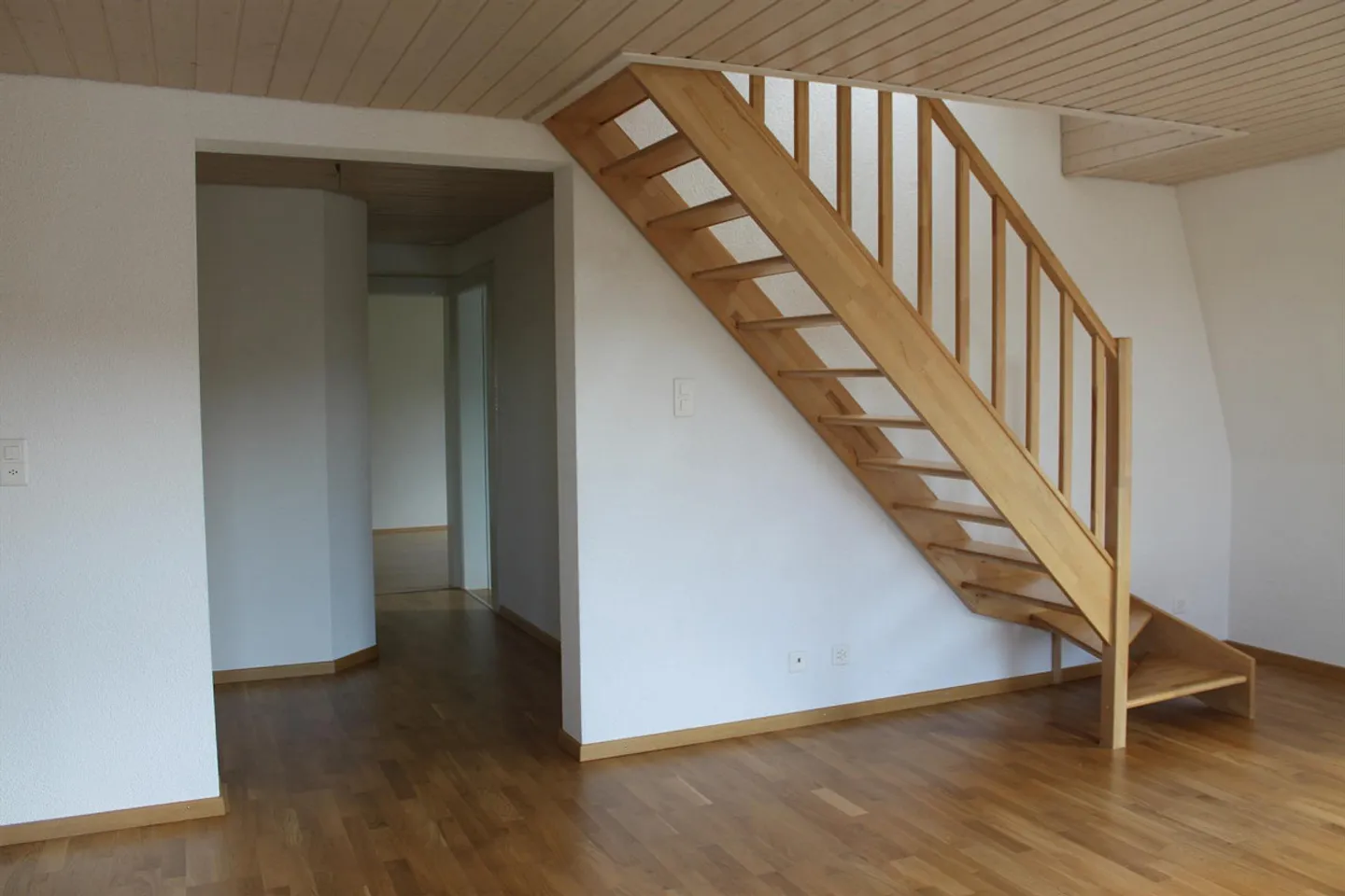Penthouse avec ascenseur et climatisation - Photo 9 sur 25