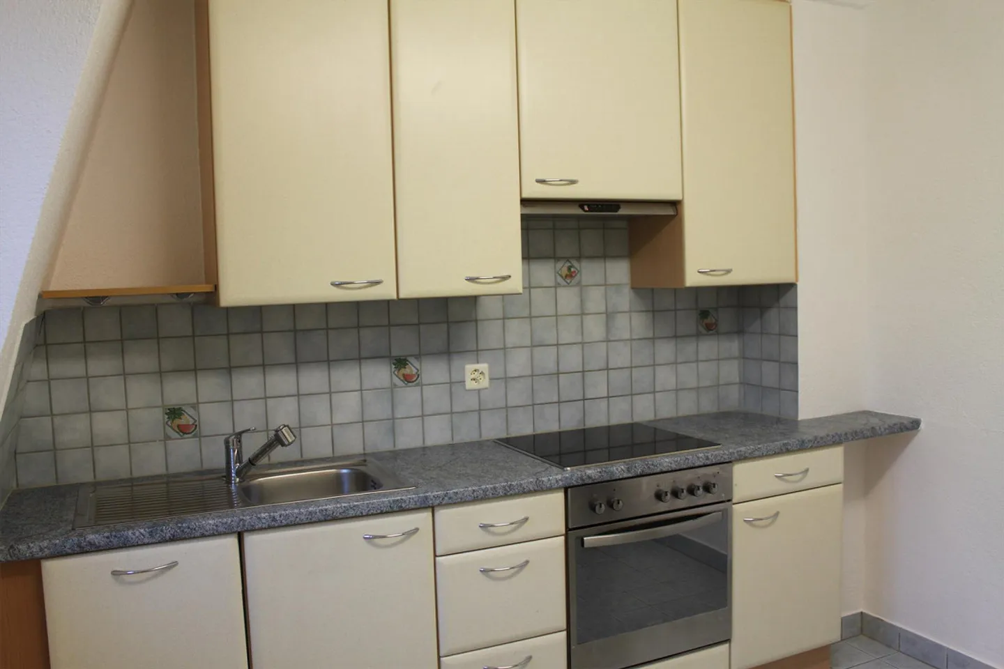 Penthouse avec ascenseur et climatisation - Photo 24 sur 25