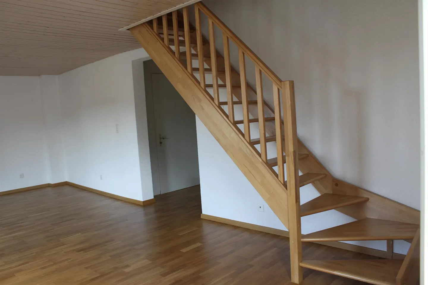 Penthouse avec ascenseur et climatisation - Photo 13 sur 25