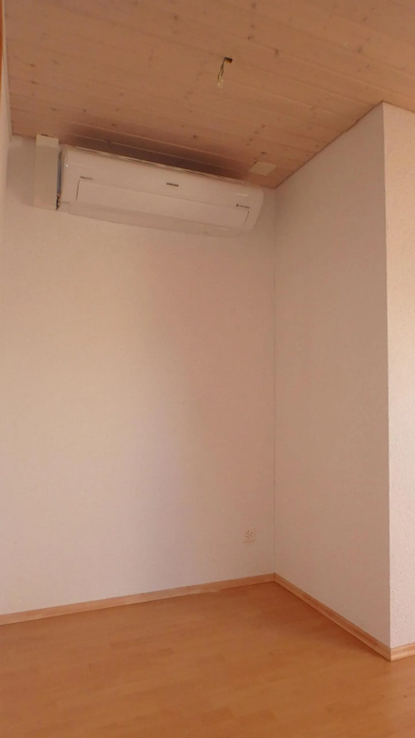 Penthouse avec ascenseur et climatisation - Photo 18 sur 25