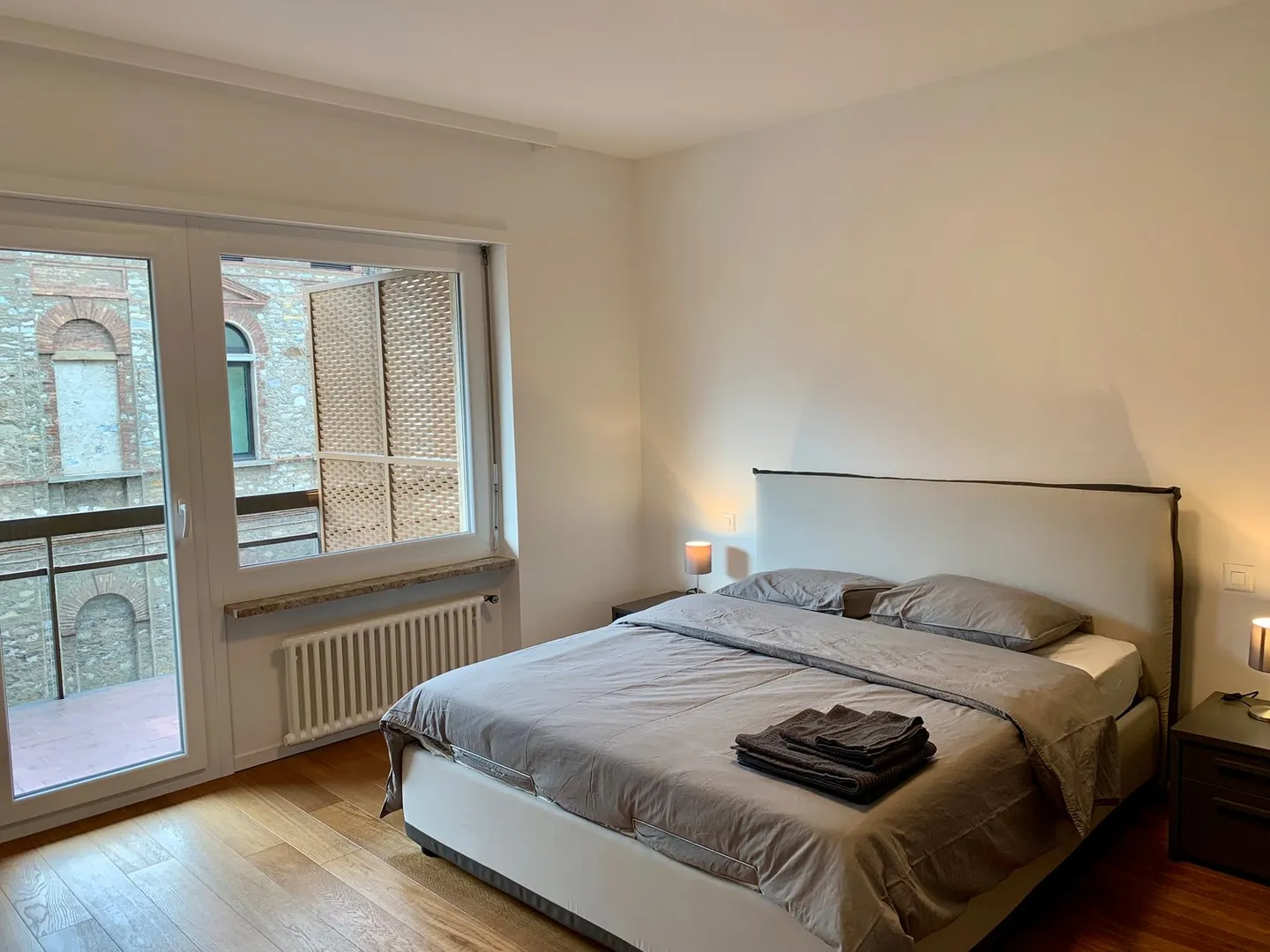 3.5 renoviert möbliert - Foto 4 von 11