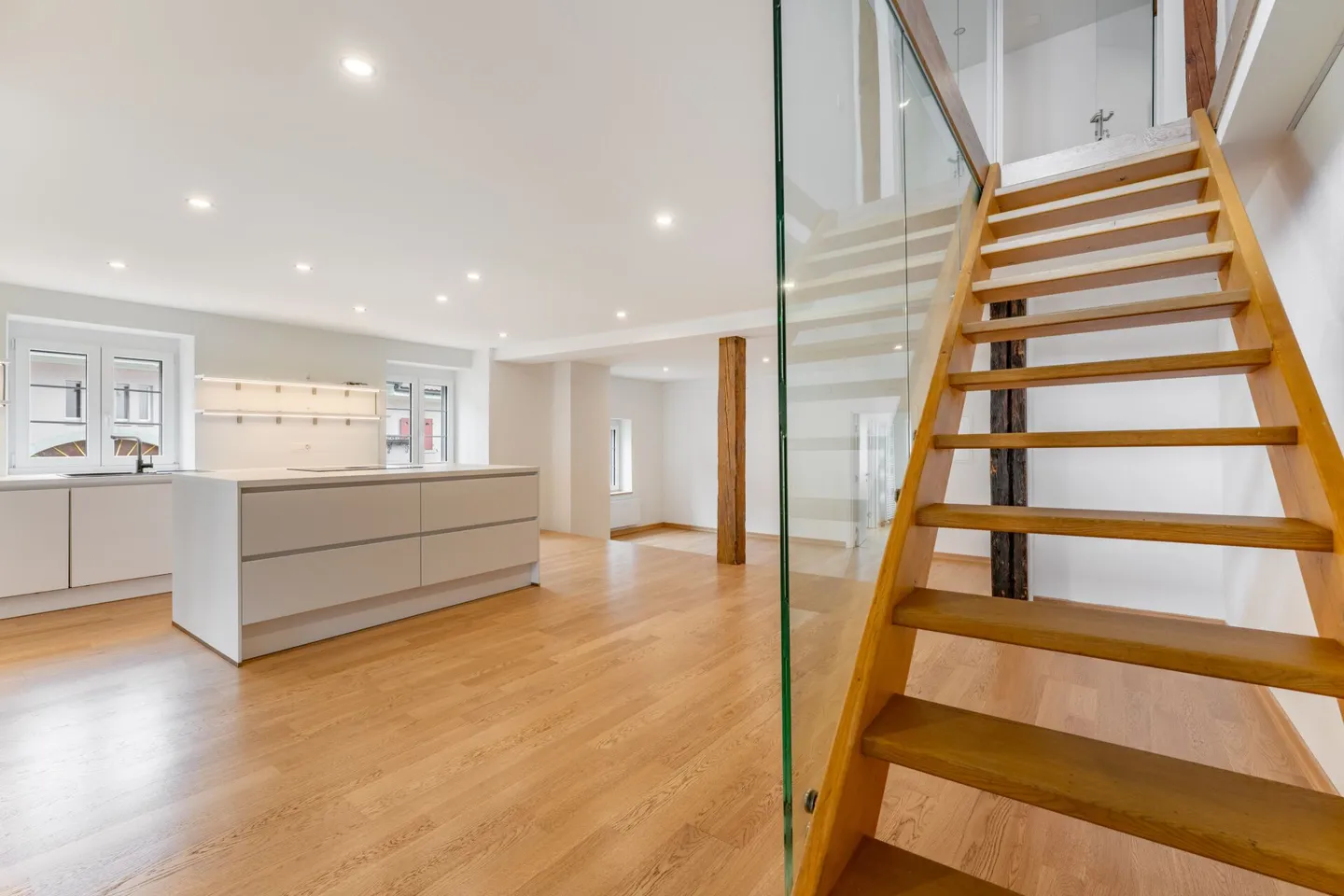 Kernsaniertes Wohn- & Geschäftshaus mit Charakter - zentrumsnah in Mumpf - Foto 4 von 16