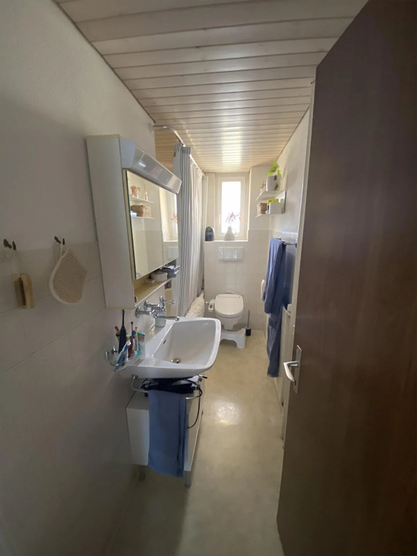 Helle 4-Zimmer-Wohnung mit Balkon - Foto 6 von 6