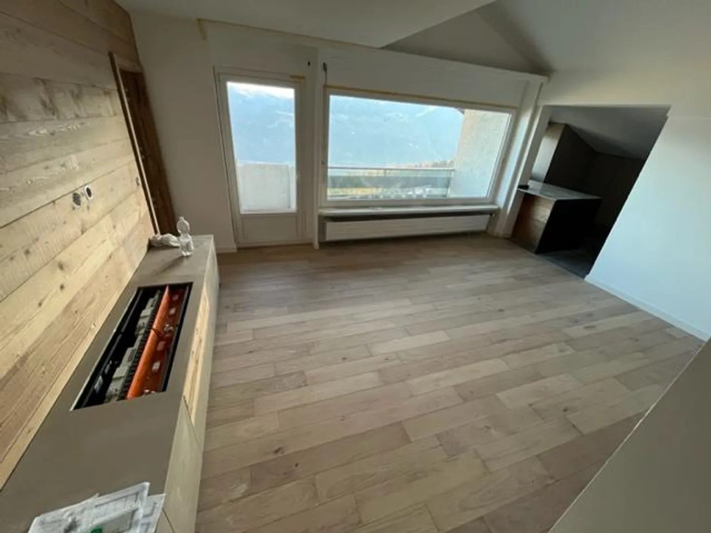 Geräumige 4-Zimmer-Wohnung in Montana - Foto 4 von 24