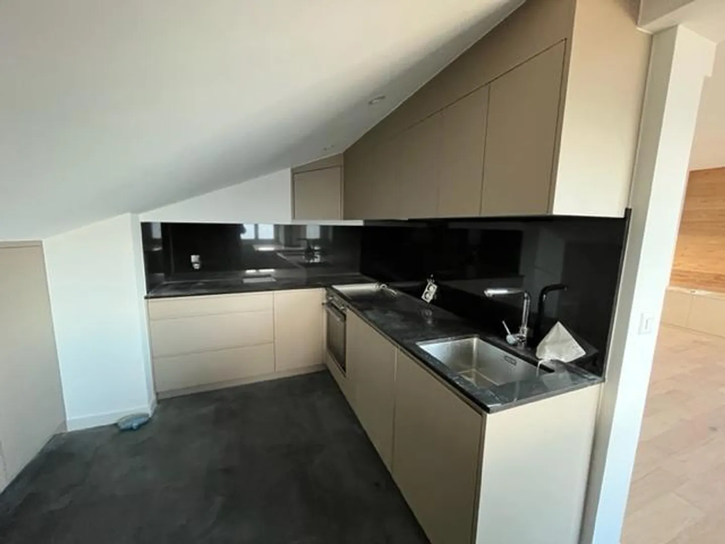 Geräumige 4-Zimmer-Wohnung in Montana - Foto 13 von 24