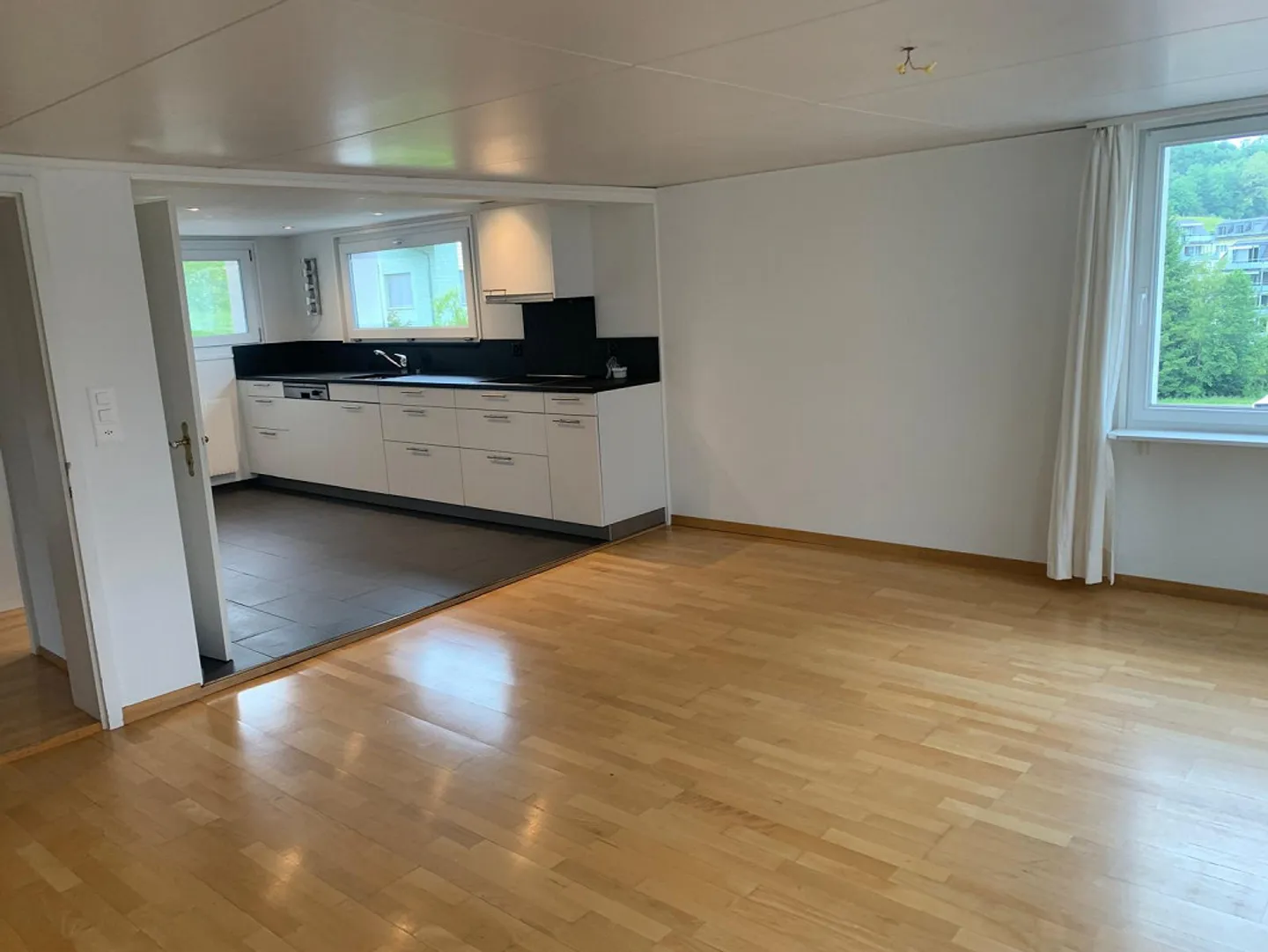 Charmante maisonette de 5,5 pièces - Photo 3 sur 13