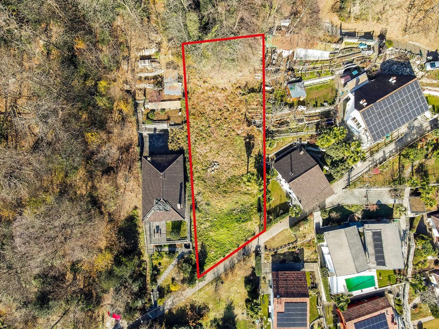 Large building plot with stunning lake view - Large building plot... - Photo 7 of 9