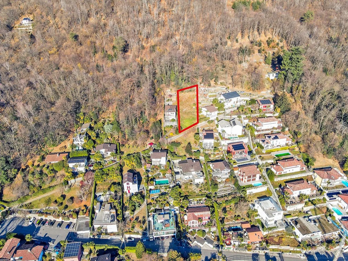 Large building plot with stunning lake view - Large building plot... - Photo 8 of 9