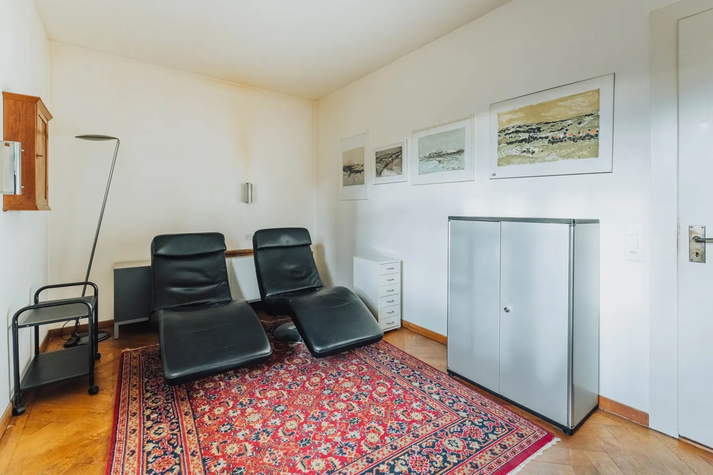 Villa with Practice Extension - Photo 19 of 41