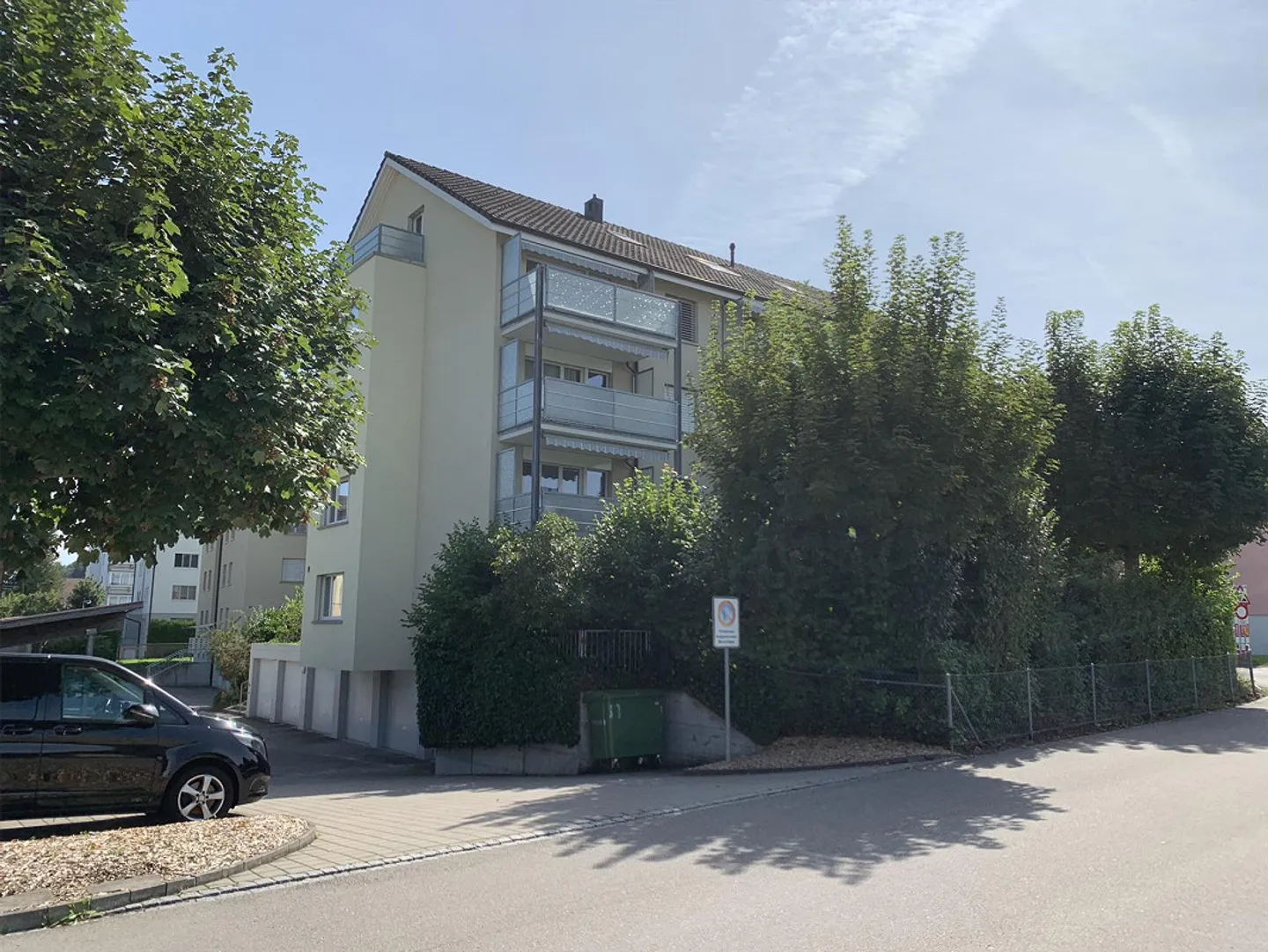 Appartamento 3.5 locali con giardino spazioso - Foto 1 di 8