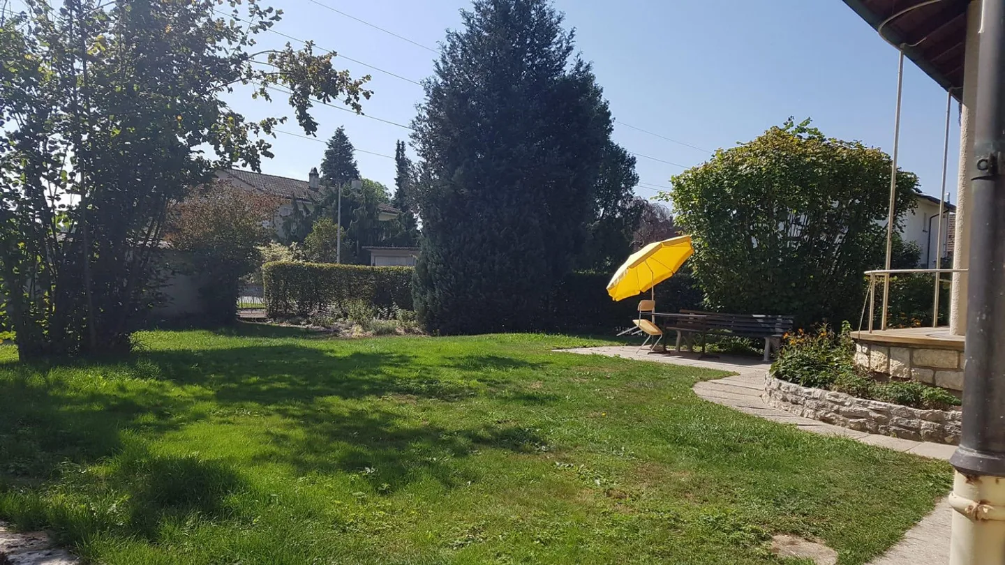 Casa unifamiliare per amanti del giardino - Foto 5 di 16