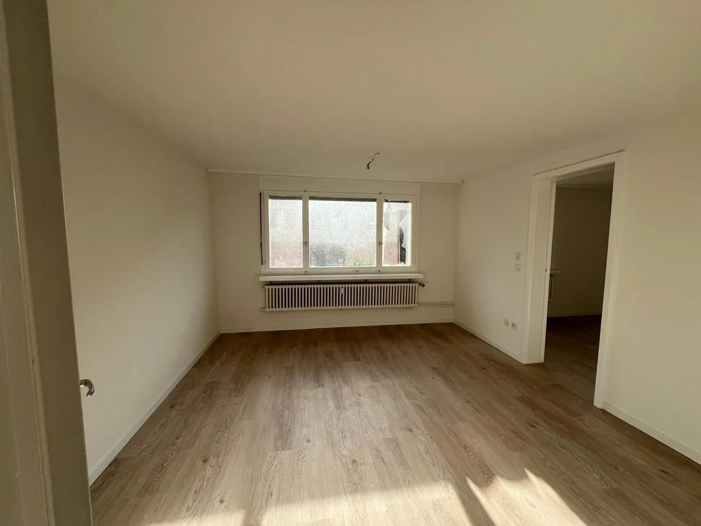 Charmante 3-Zimmer-Wohnung in historischem Gebäude in Kreuzlingen - Photo 3 of 11