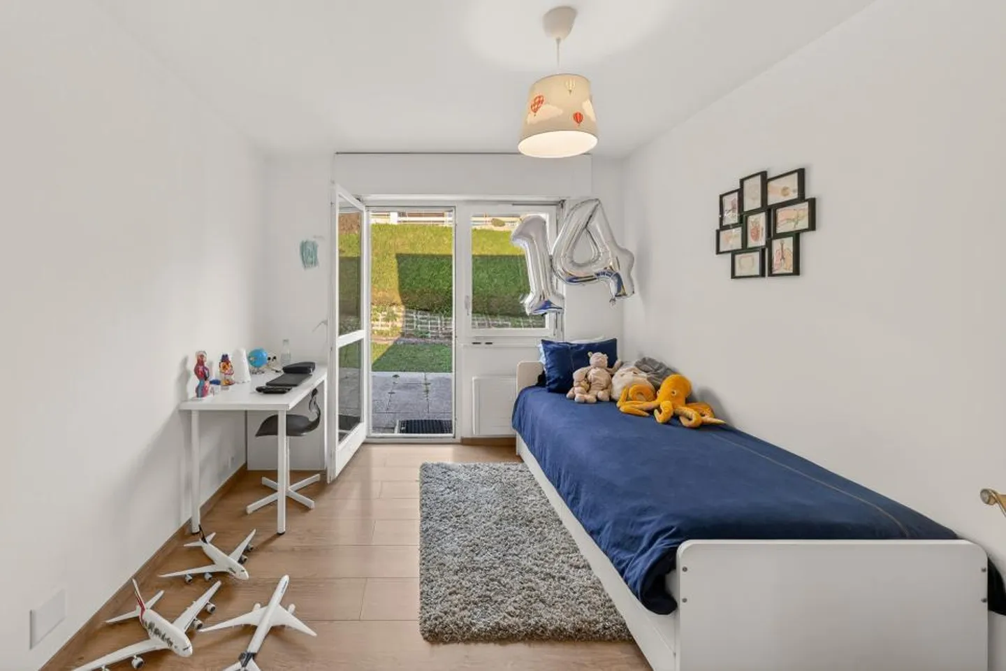 Außergewöhnliche Lage - Foto 7 von 11