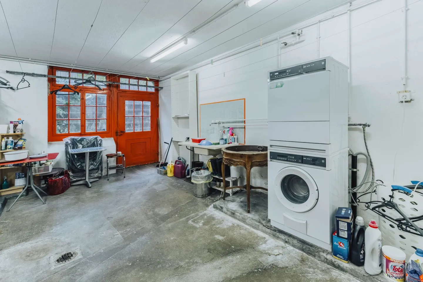 Villa with Practice Extension - Photo 31 of 41