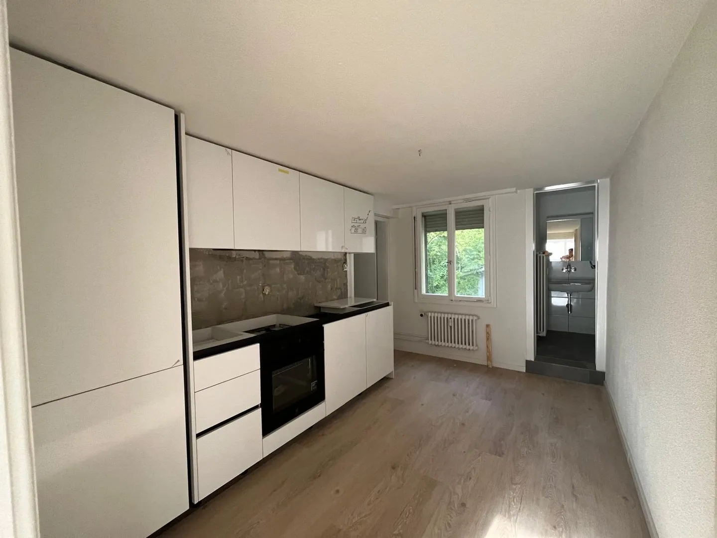 Charmante 3-Zimmer-Wohnung in historischem Gebäude in Kreuzlingen - Photo 4 of 11