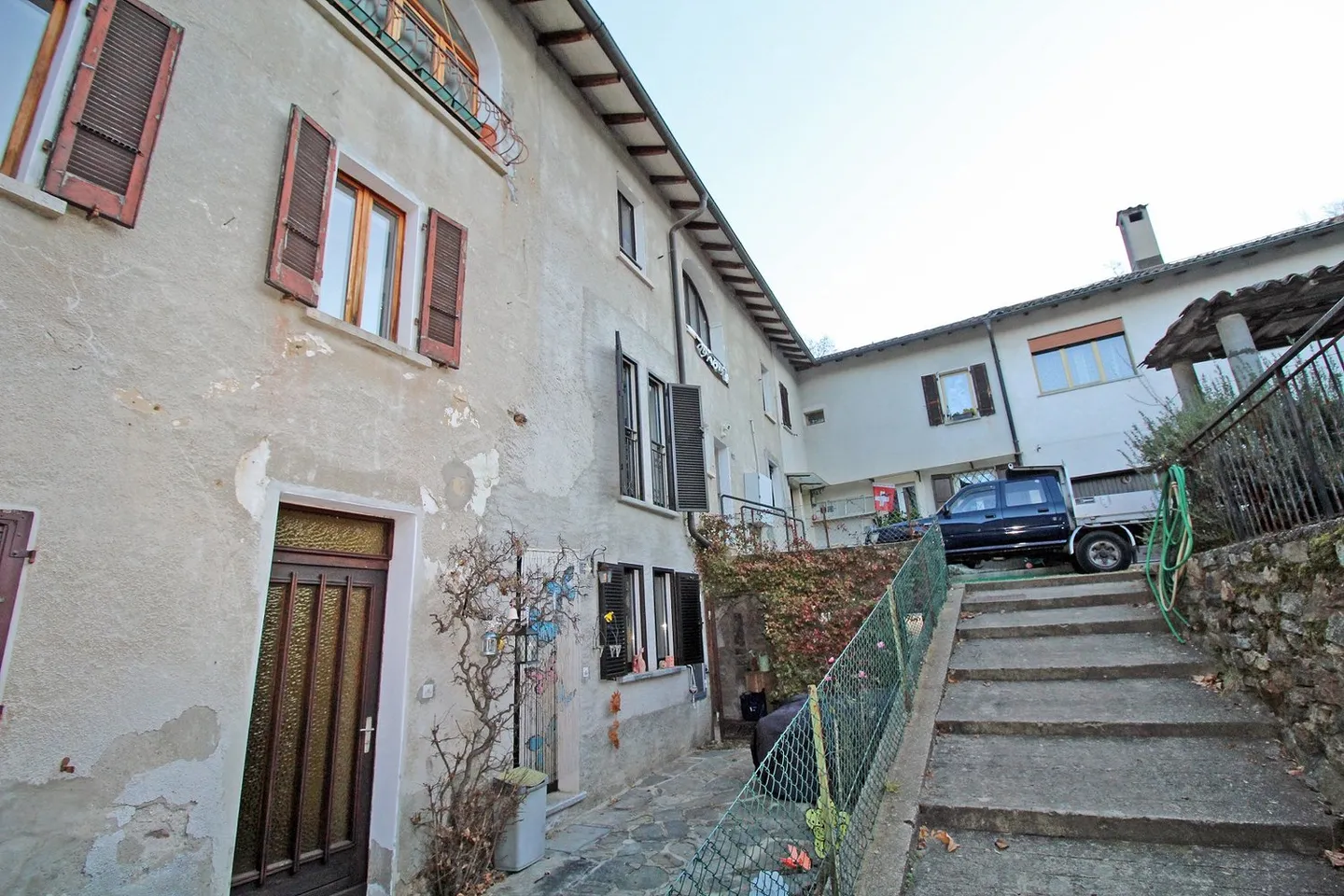 Casa da nucleo + terreno edificabile - Photo 1 of 13