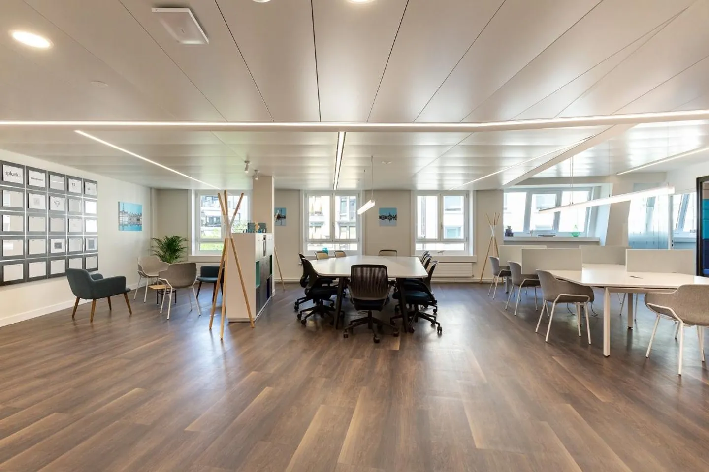 Private Office Space for 1 Person in Regus ZURICH, City Centre - Photo 5 of 9