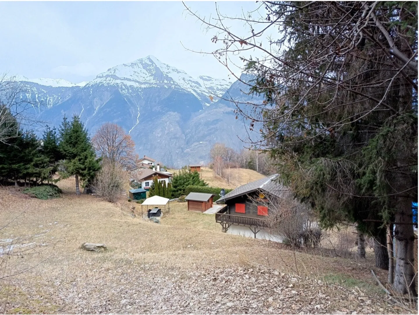 Chalet nuovo con 4 camere in un ambiente privilegiato con autorizzazione - Foto 6 di 10