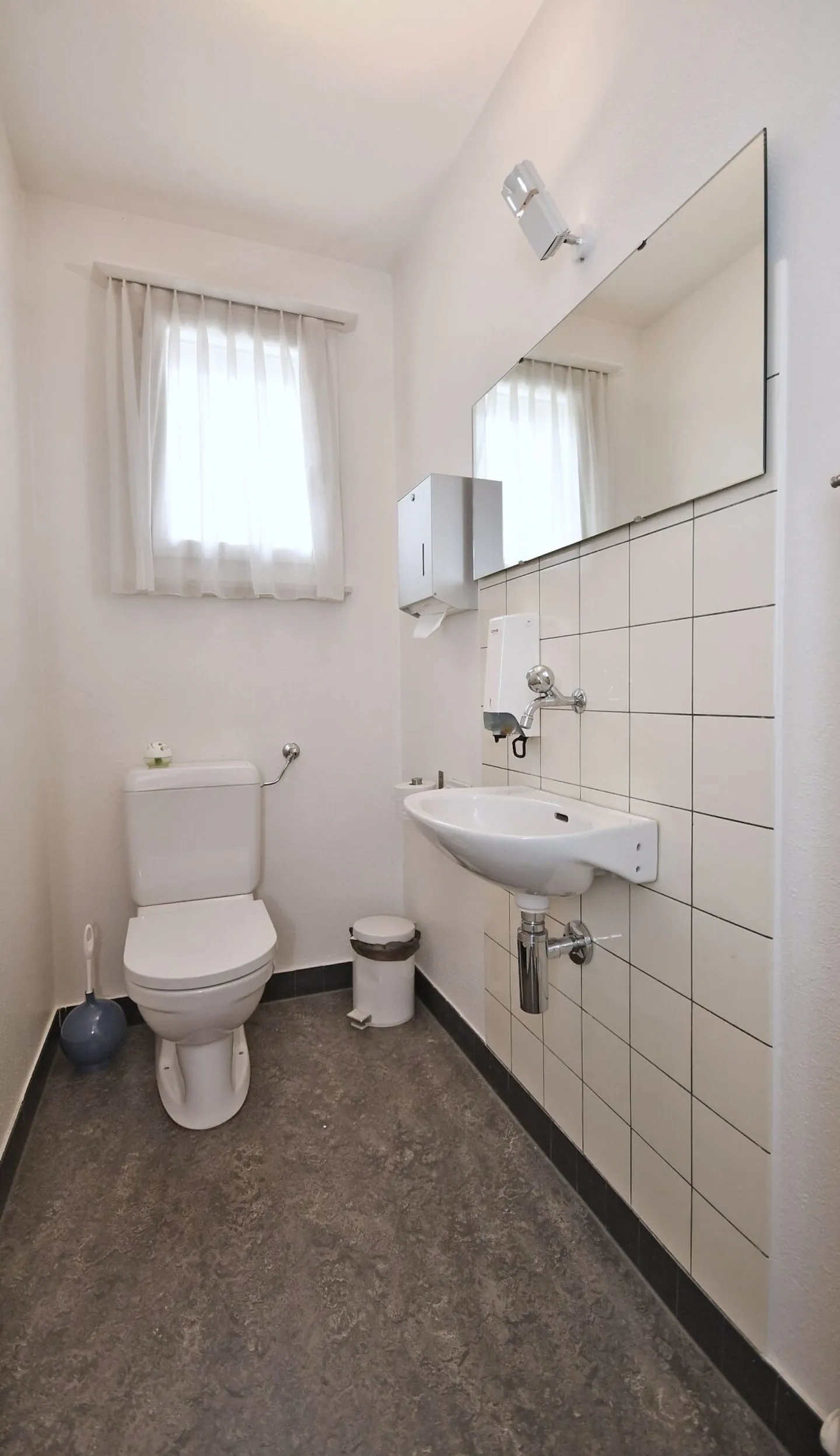 Villa with Practice Extension - Photo 34 of 41