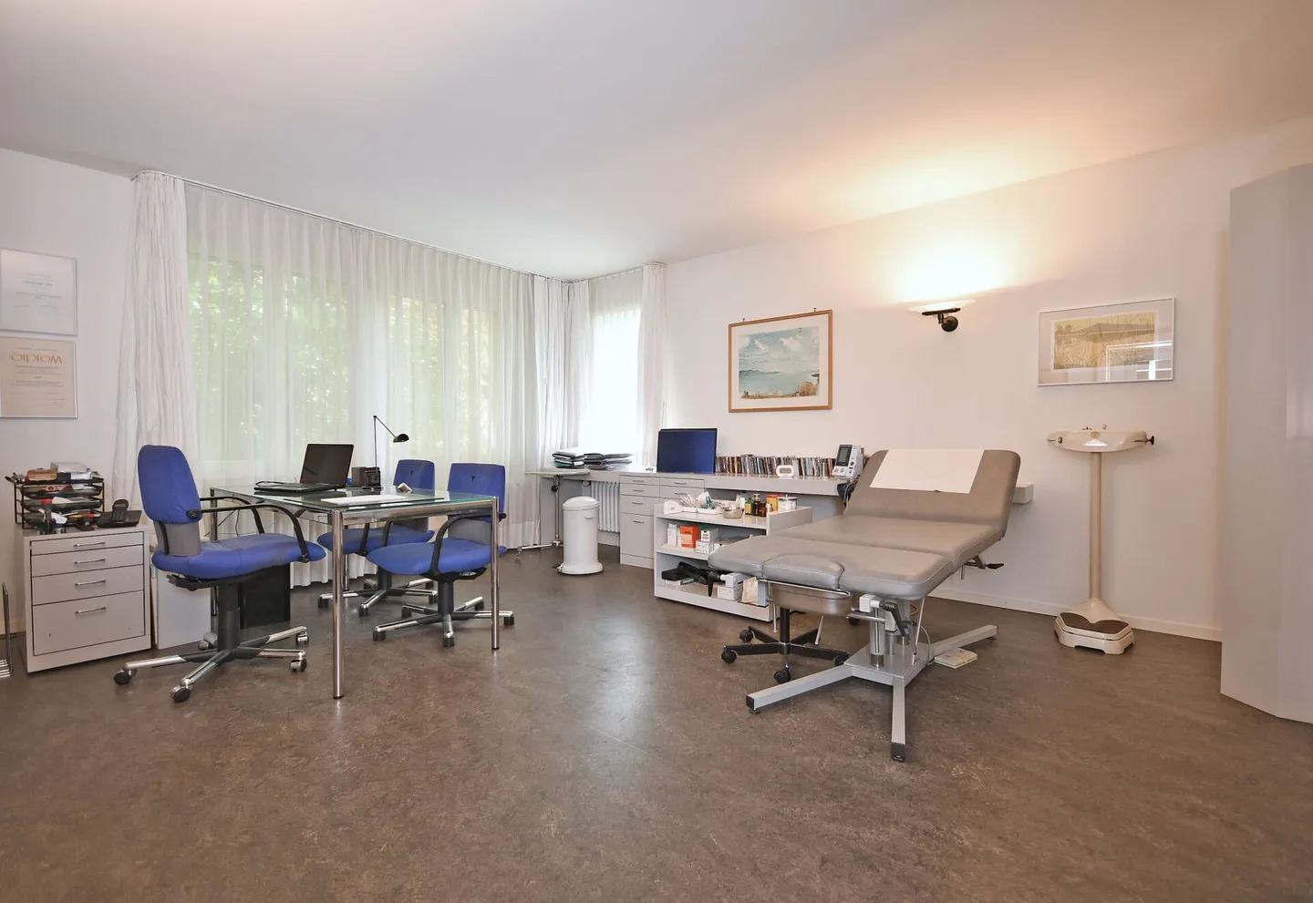 Villa with Practice Extension - Photo 35 of 41