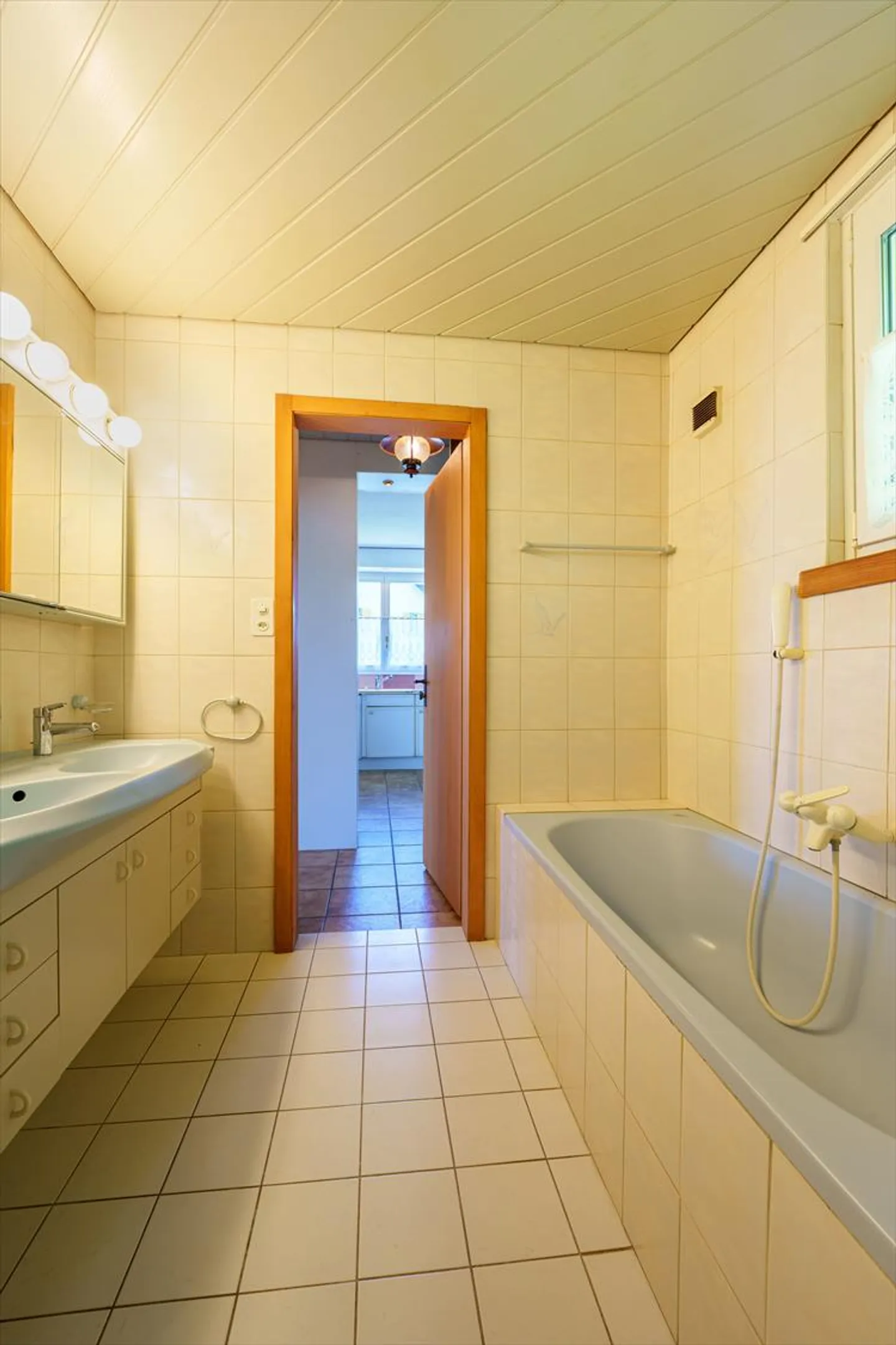 Villa 7,5 Zimmer - Foto 9 von 11