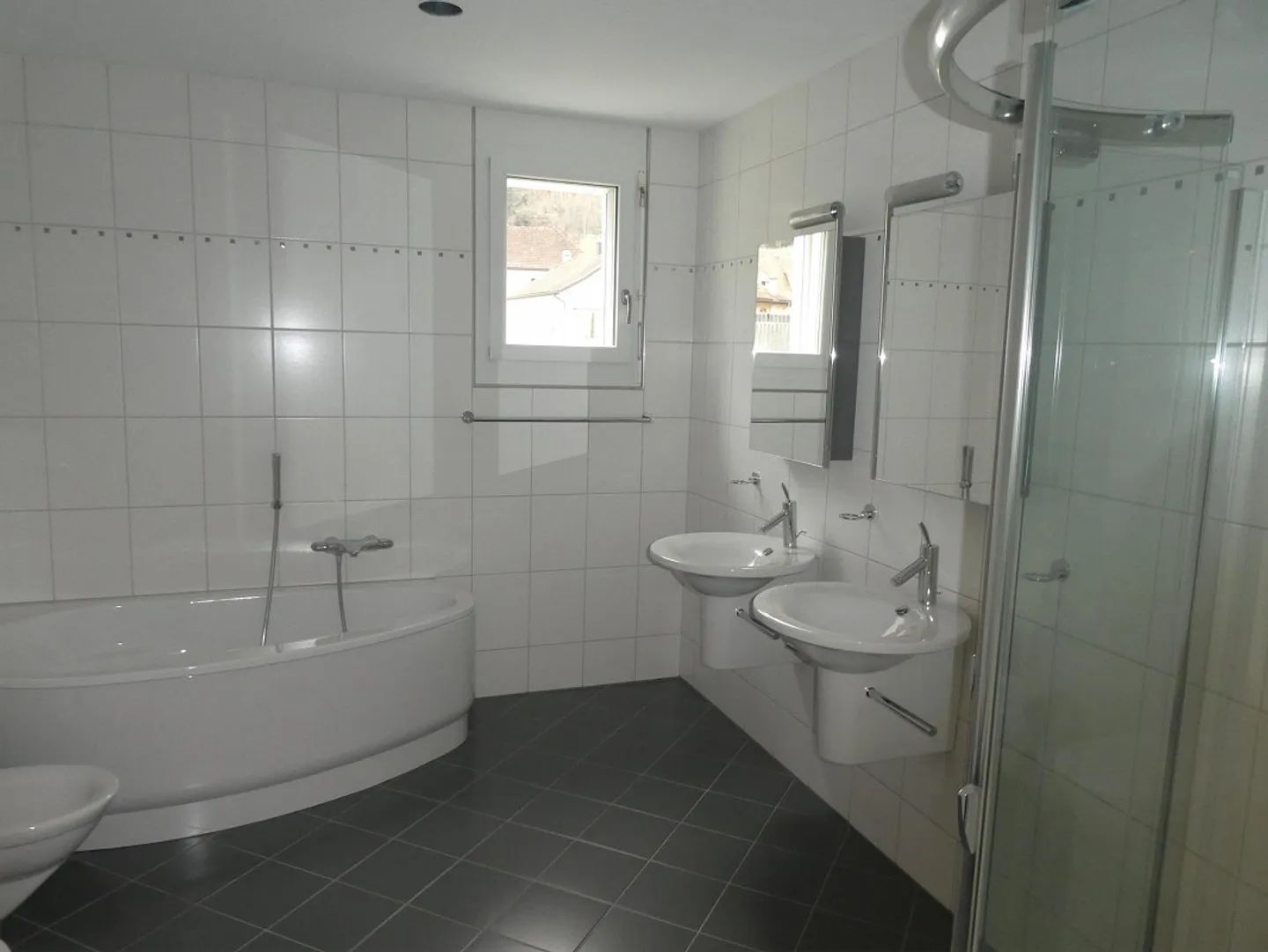 Zentrale 4.5 Zimmerwohnung in Flums - Foto 7 von 17