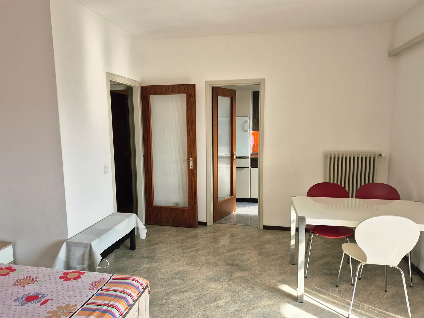 Furnished studio, terrace - Photo 2 of 10