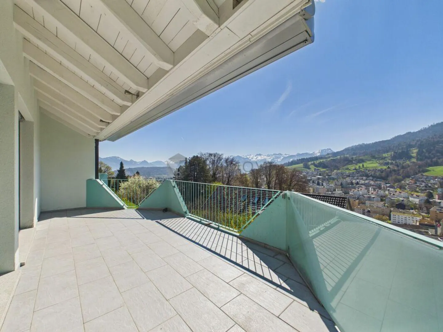 Gioiello del Monte Sole - la casa bifamiliare con vista sul Pilatus - Foto 2 di 15