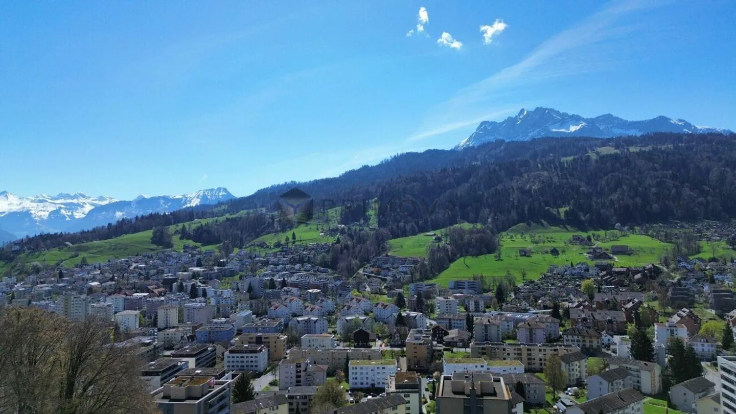 Gioiello del Monte Sole - la casa bifamiliare con vista sul Pilatus - Foto 15 di 15
