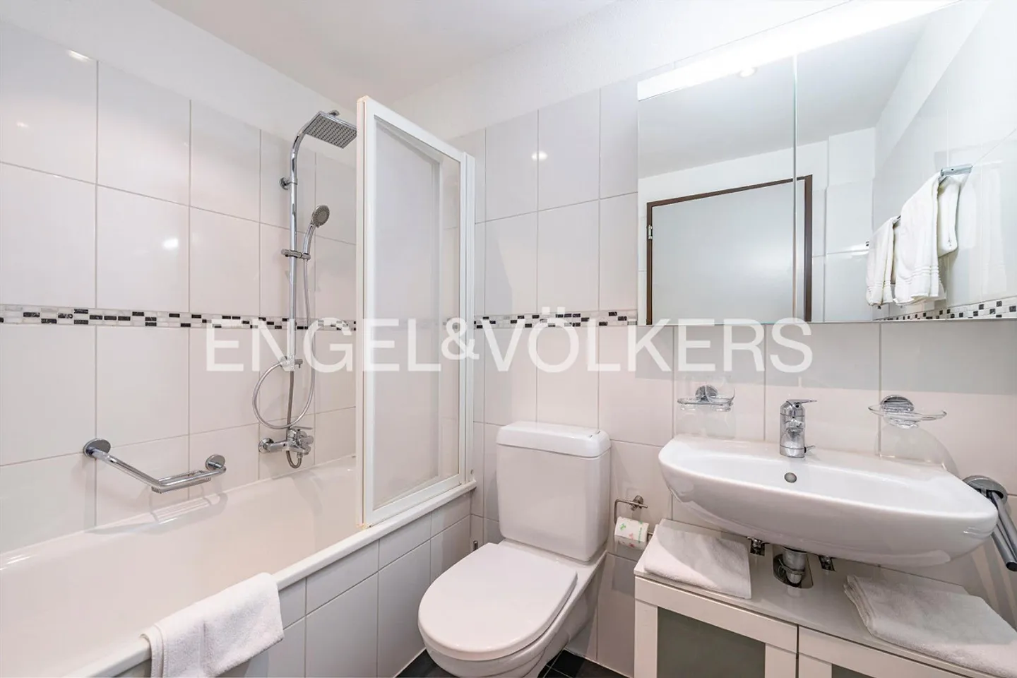 Appartamento moderno in Via Borgo ad Ascona (110) - Foto 7 di 8