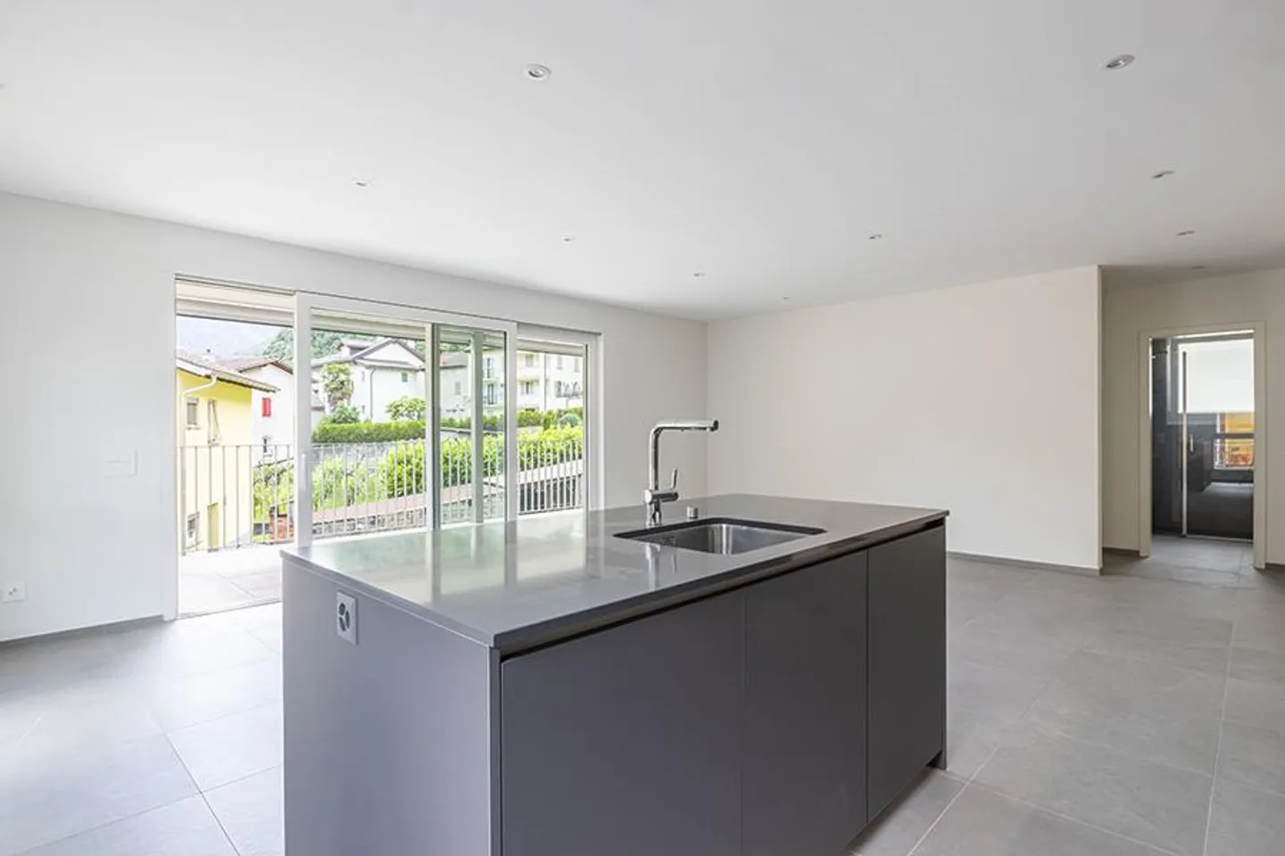 ELEGANTE 3.5 ZIMMER IN LUMINO - Foto 7 von 17