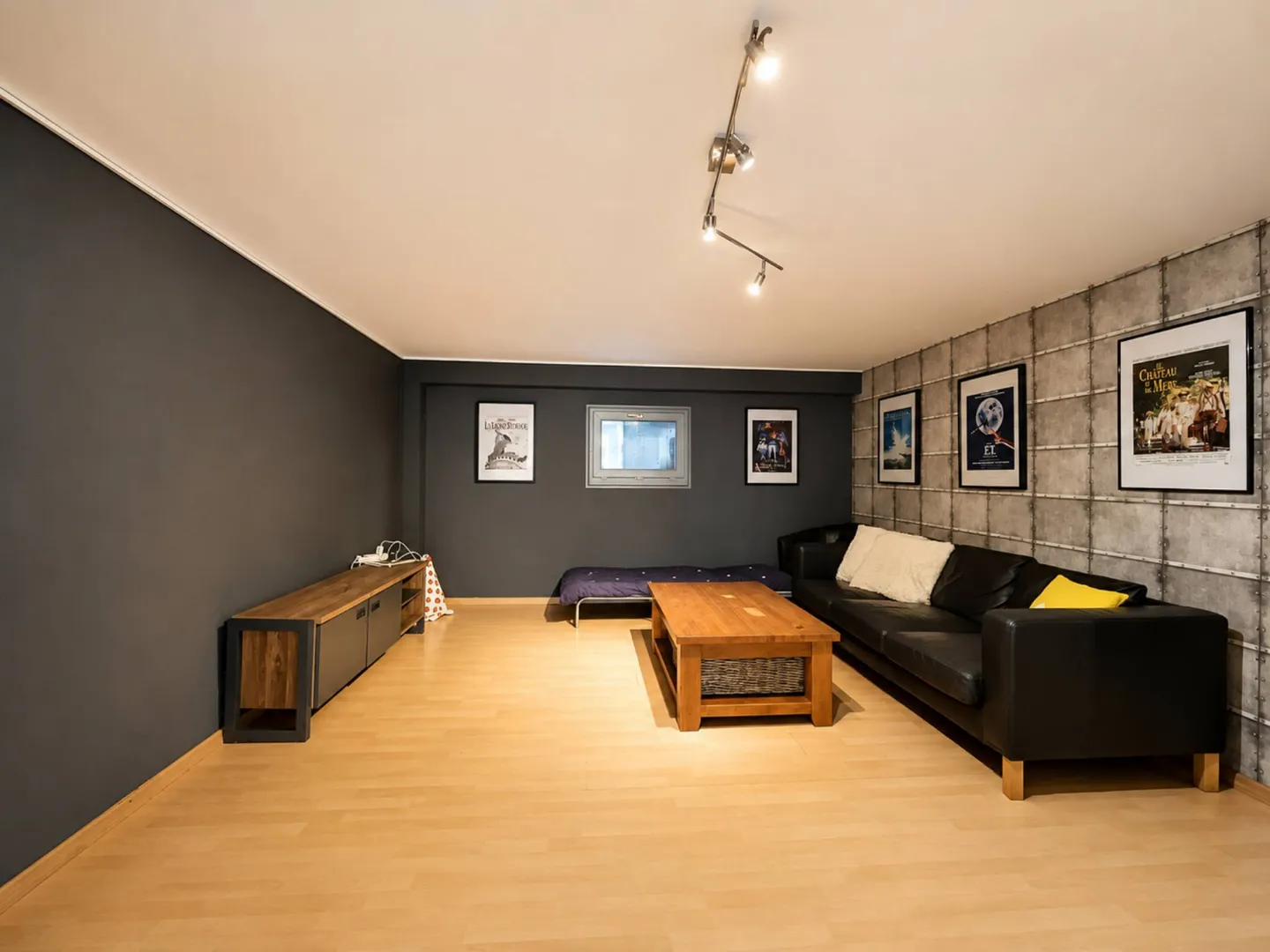 Detached villa with 6.5 rooms and panoramic views of Lake Geneva and the Alps - Photo 10 of 10