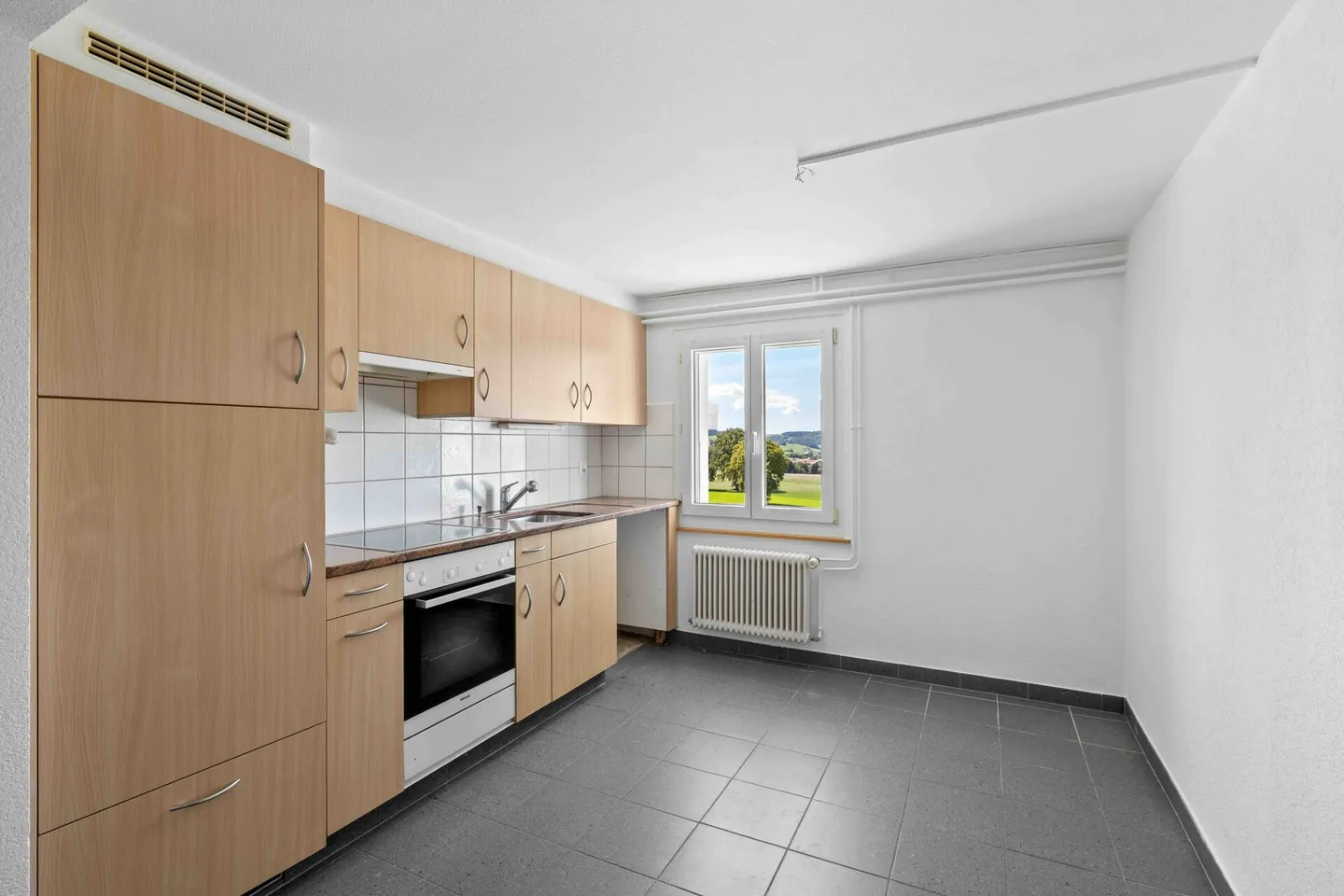 House with 2 apartments 5 min from Romont and 20 min from Bulle - Photo 4 of 7