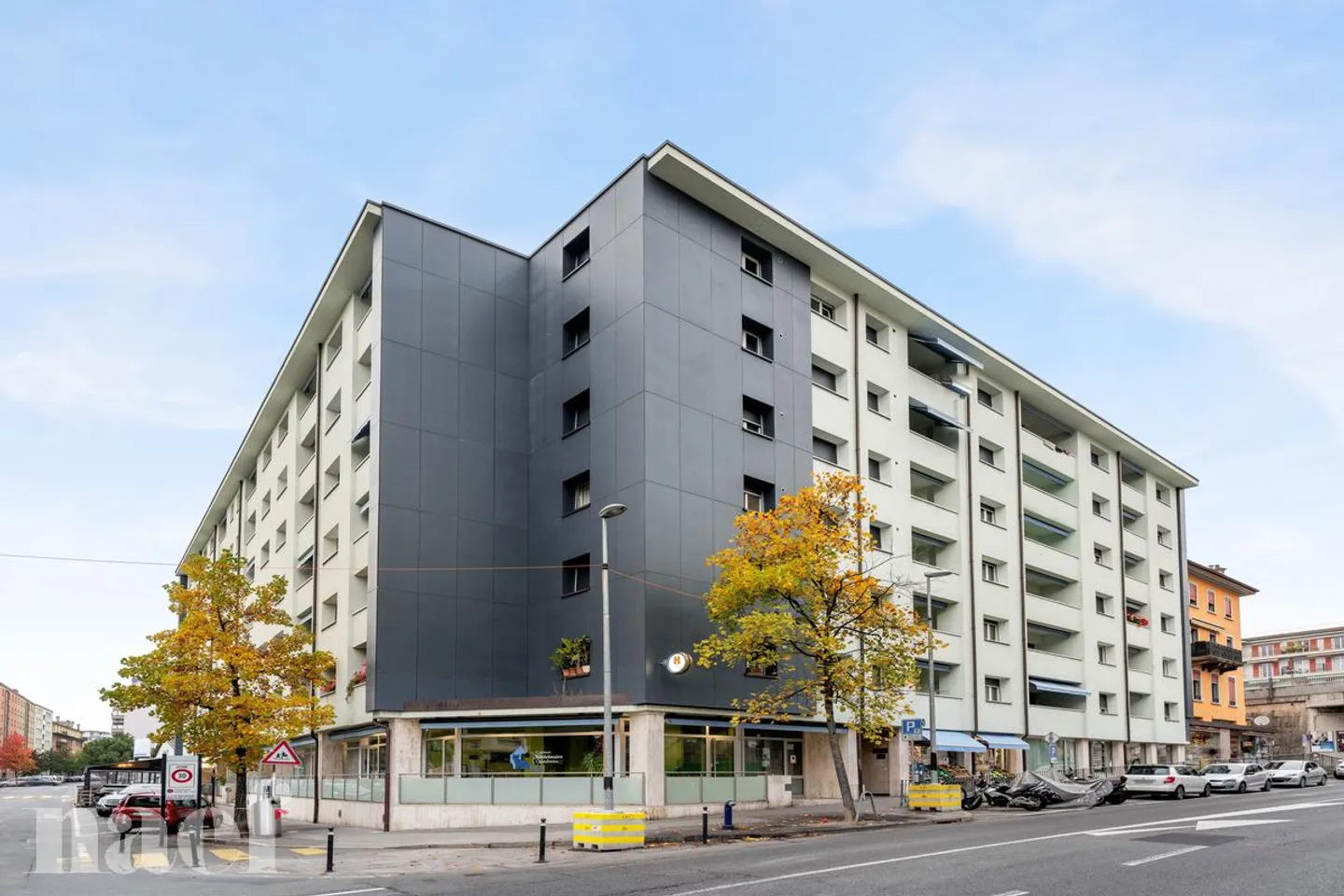 Appartamento completamente ristrutturato nel 2023 a due passi dal lago e dai negozi - Foto 1 di 10