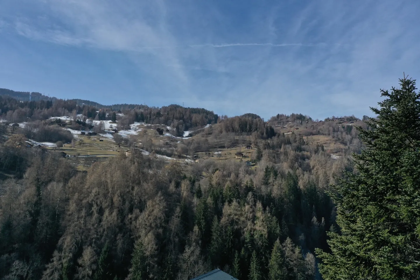 Ultimo piano: appartamento nuovo con grande terrazza - Foto 6 di 9