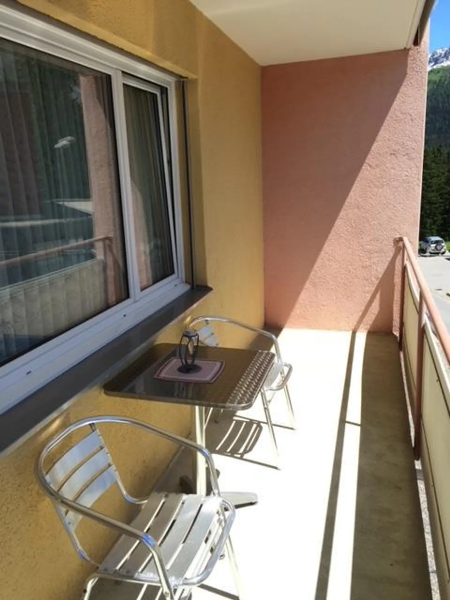 Studio with indoor pool - Photo 8 of 14