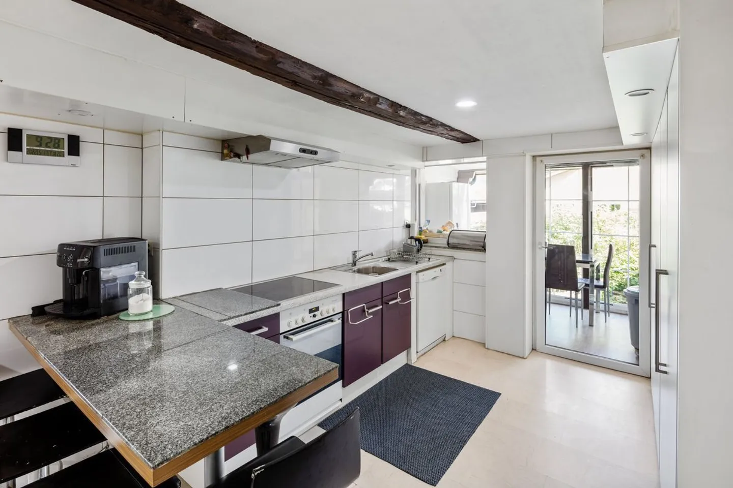 Residential building for sale - Photo 11 of 13