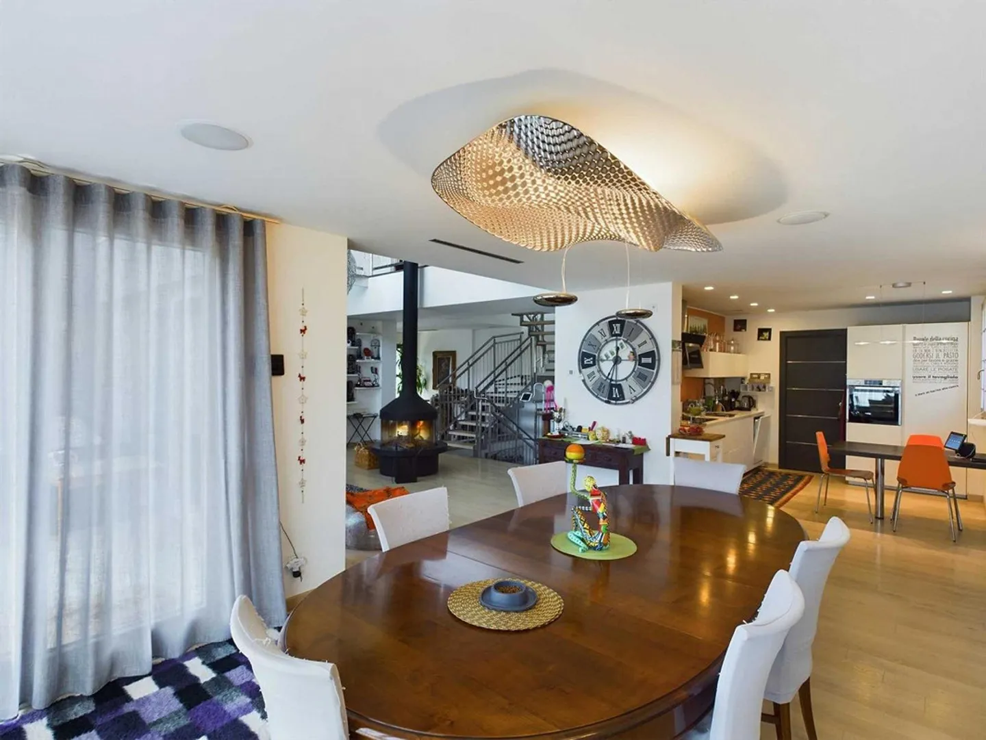 "Prestigiosa villa con giardino, piscina interna e wellness" - Foto 13 di 19