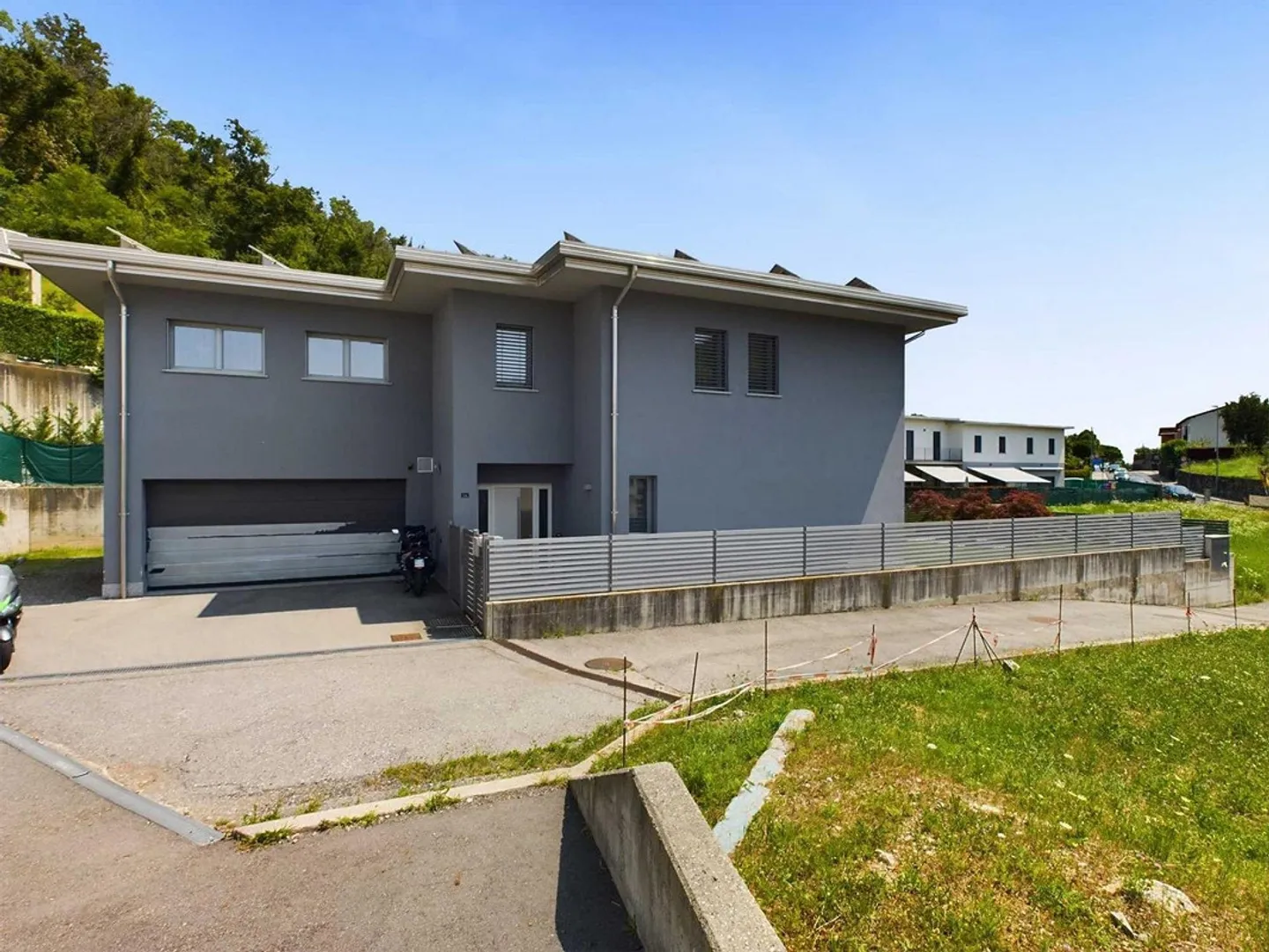 "Prestigiosa villa con giardino, piscina interna e wellness" - Foto 18 di 19