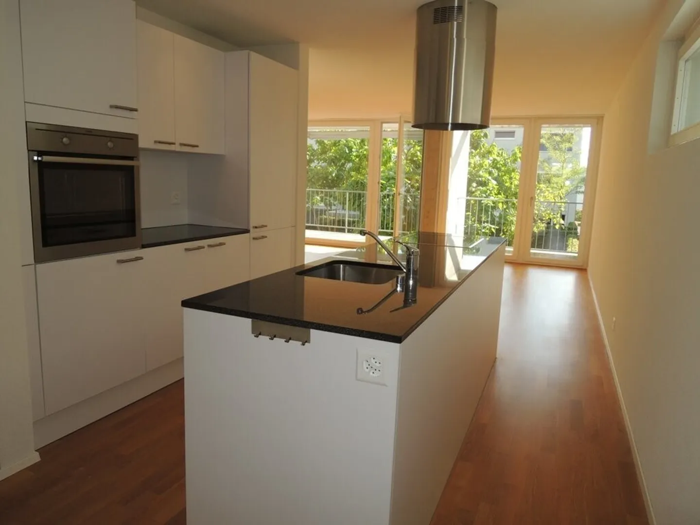 Your Apartment - Your Paradise! - Photo 4 of 7