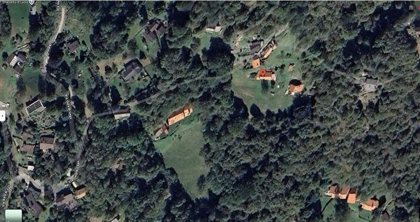 Bel rustico di 4 loc. con grande terreno in una posizione molto soleggiata e tranquilla - Foto 27 di 27