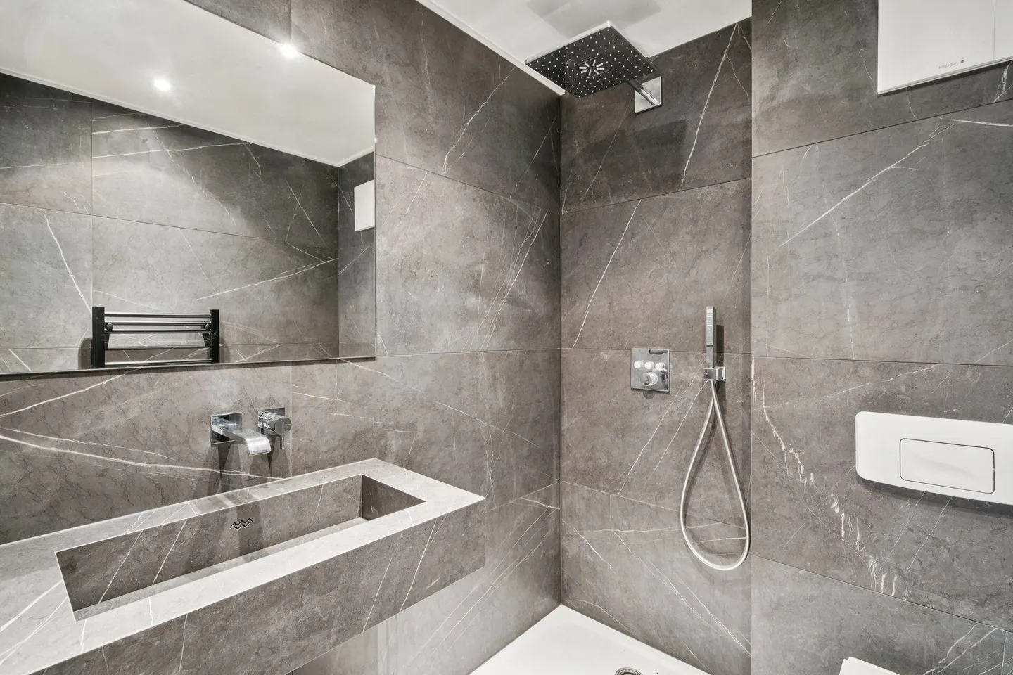 Magnifico appartamento a Montreux con vista mozzafiato sul lago e sulle Alpi - Foto 10 di 10