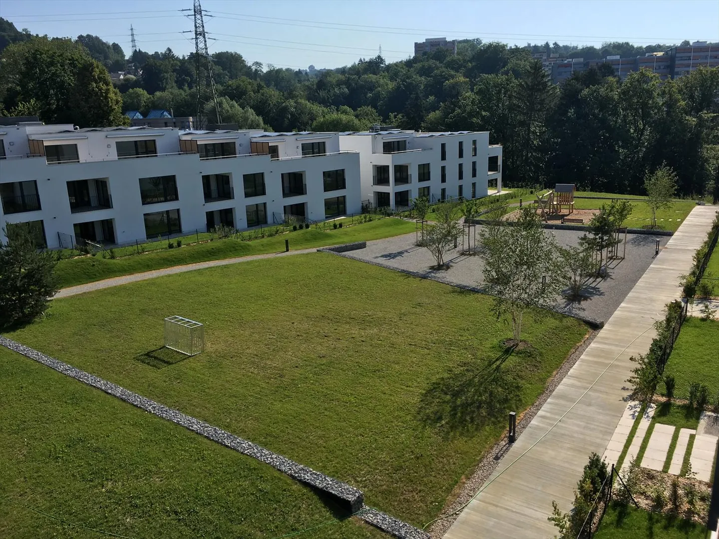 Place de Parc Intérieure à Louer - Photo 2 sur 2
