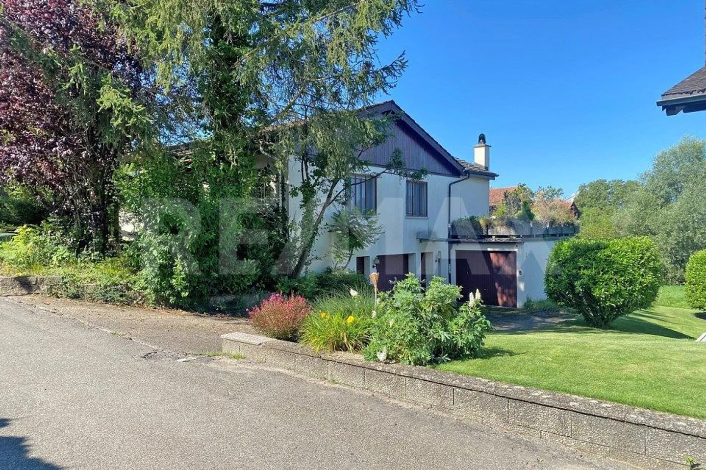 Freistehendes Einfamilienhaus in Rudolfstetten-Friedlisberg nahe Zü... - Foto 1 von 11